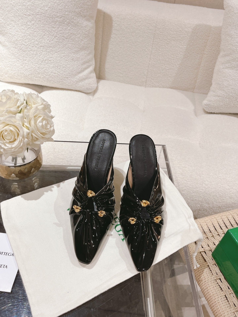 Bottega Veneta flat shoes